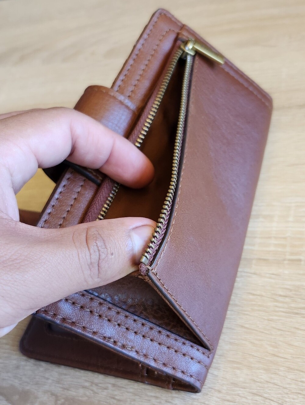 Fossil Chestnut Brown Leather Women's Wallet - Picture 5 of 8